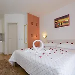 With Parking Space - 15440 Apartment Trogir