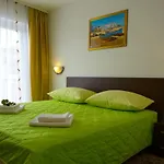 Apartment With Parking Space - 15440