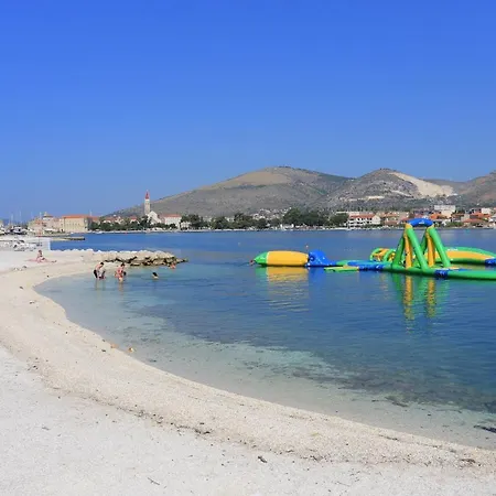 With Parking Space - 15440 Trogir