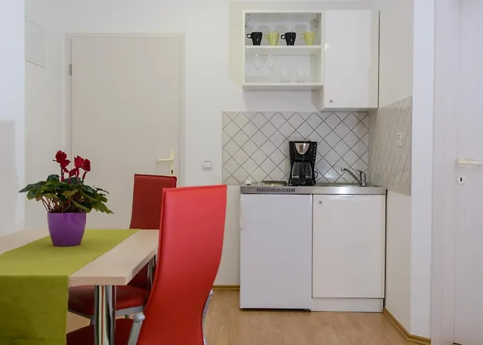 Appartement With Parking Space - 15440 *